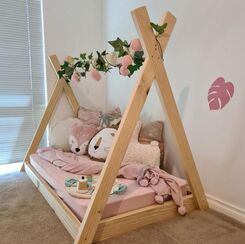 Picture of teepee bed on the floor